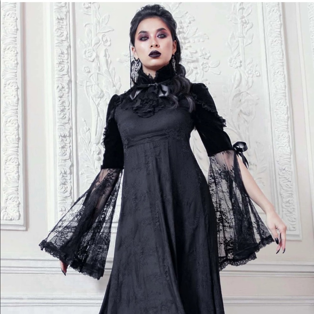 DRESS ON HOLD DO NOT PURCHASE